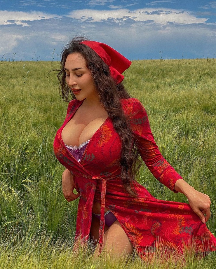 Louisa Khovanski