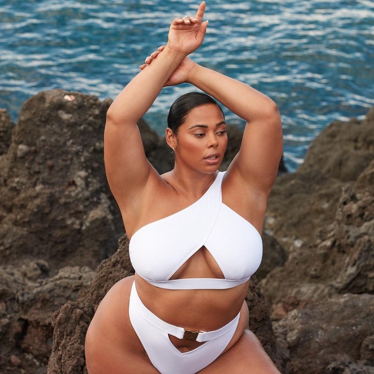 Tabria Majors