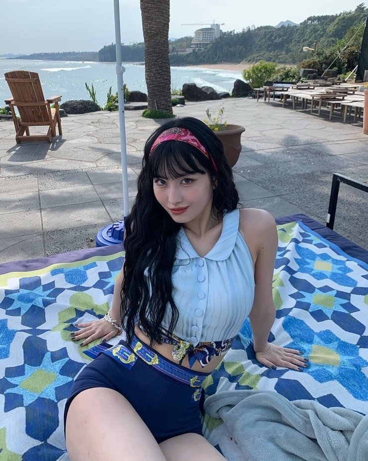 Hirai Momo