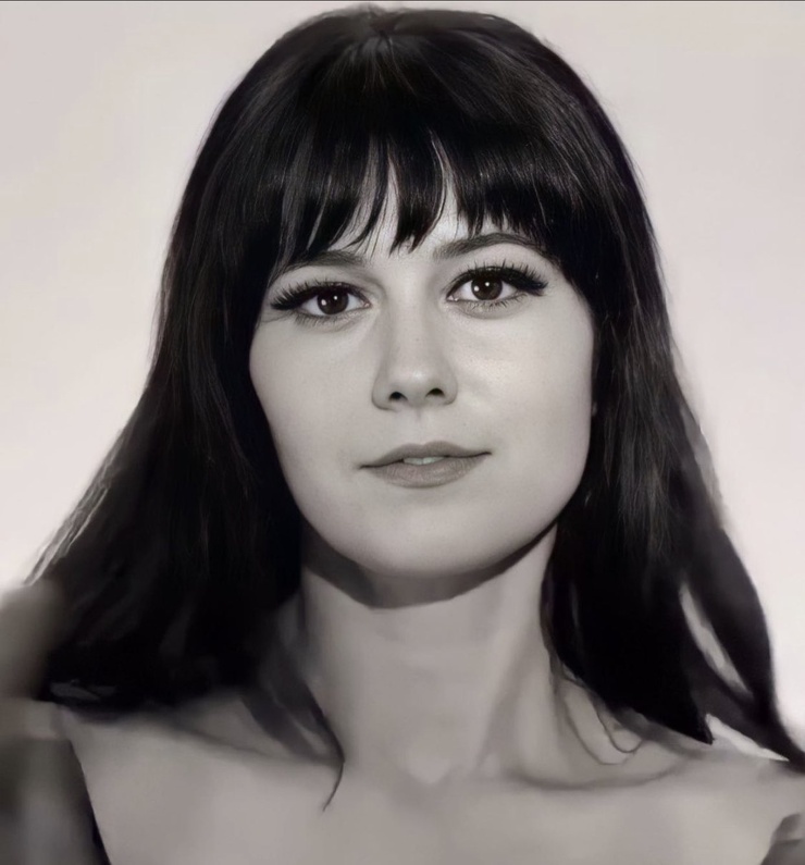Mary Elizabeth Winstead Mary Elizabeth Winstead