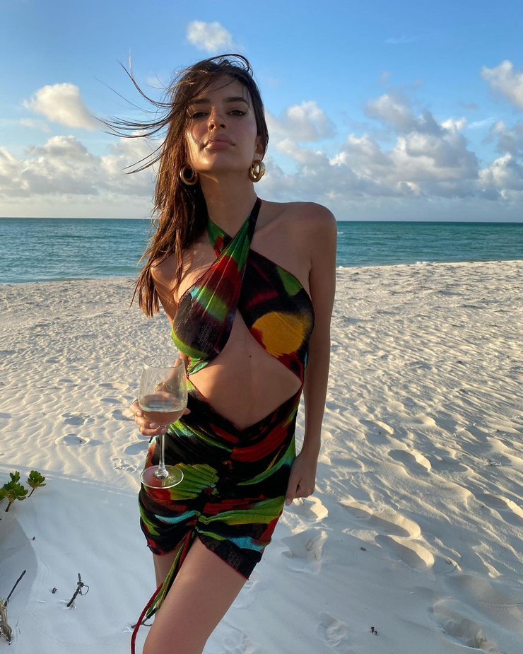 Emily Ratajkowski