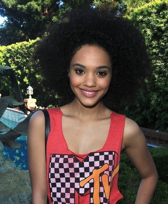 Kiersey Clemons