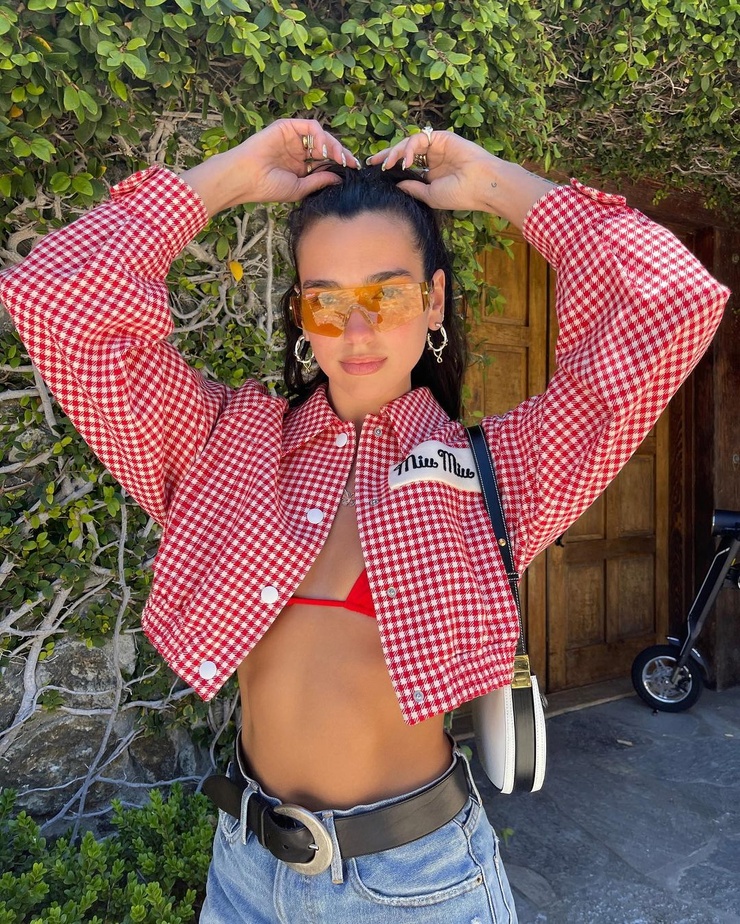 Dua Lipa