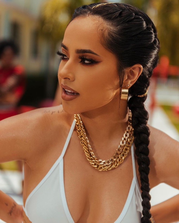 Becky G.
