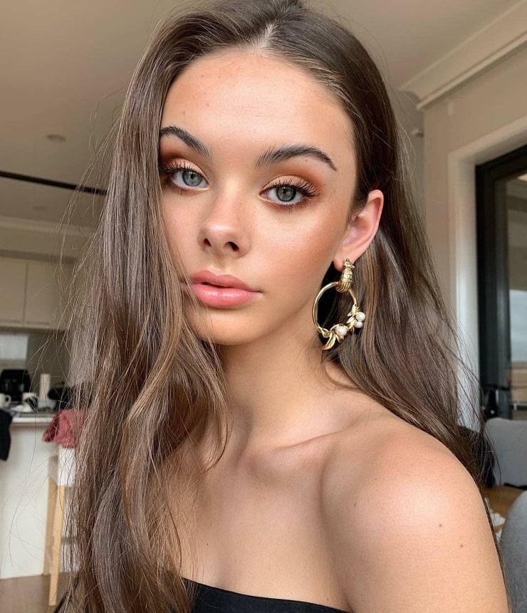 Meika Woollard