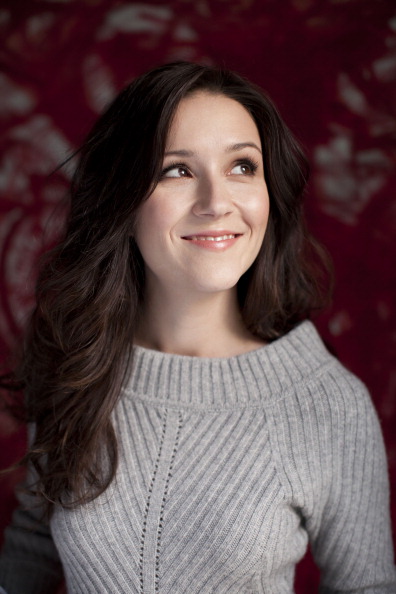 Shannon Woodward