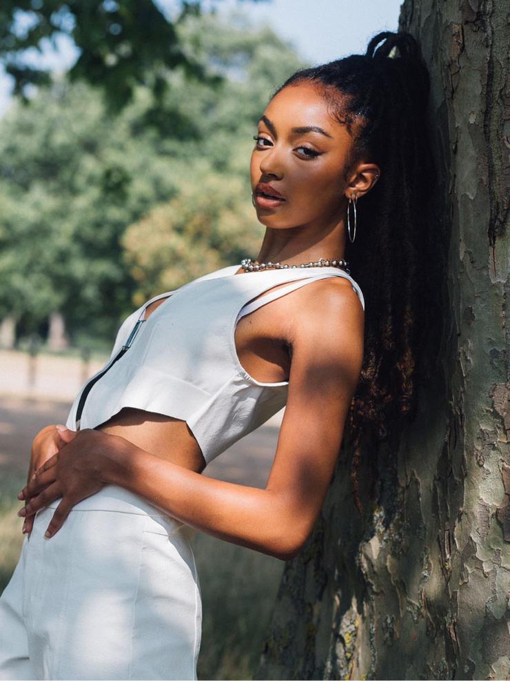 Chandra Scott