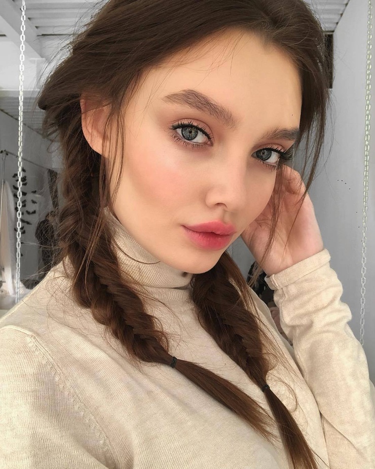 Polina Litvinova Polina Litvinova