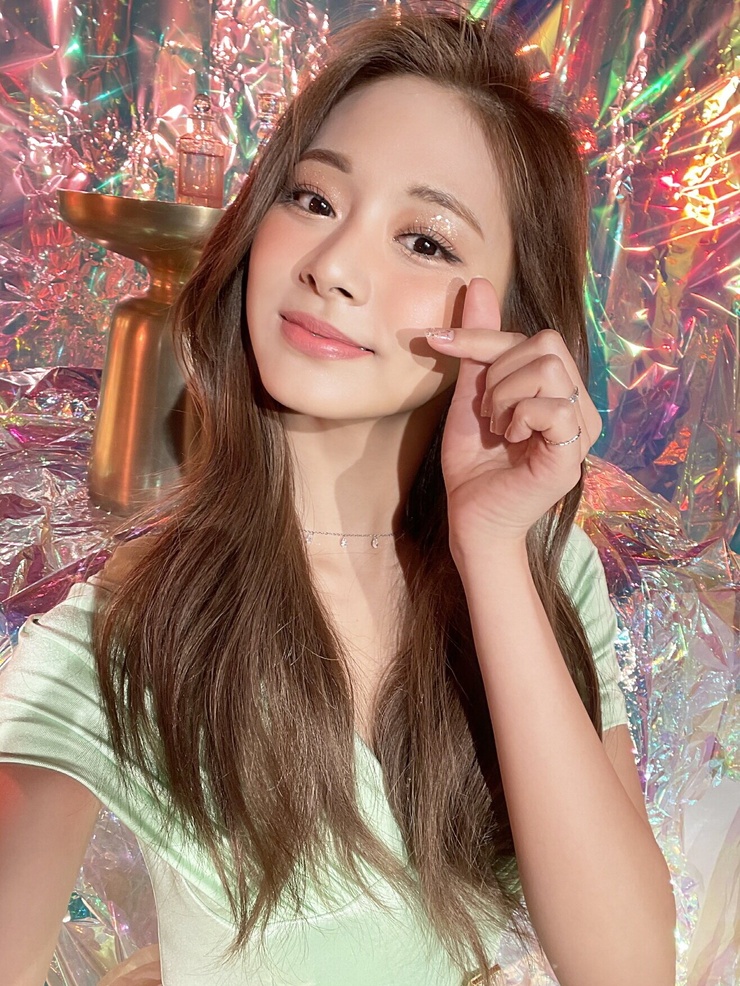 Chou Tzu-yu (Tzuyu)