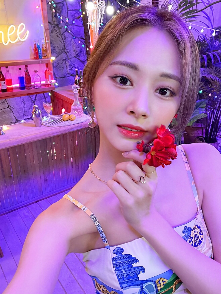 Chou Tzu-yu (Tzuyu)