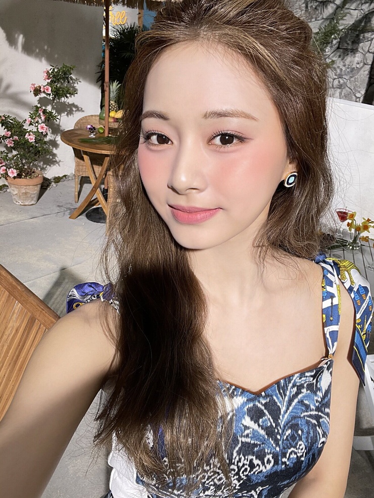 Chou Tzu-yu (Tzuyu)