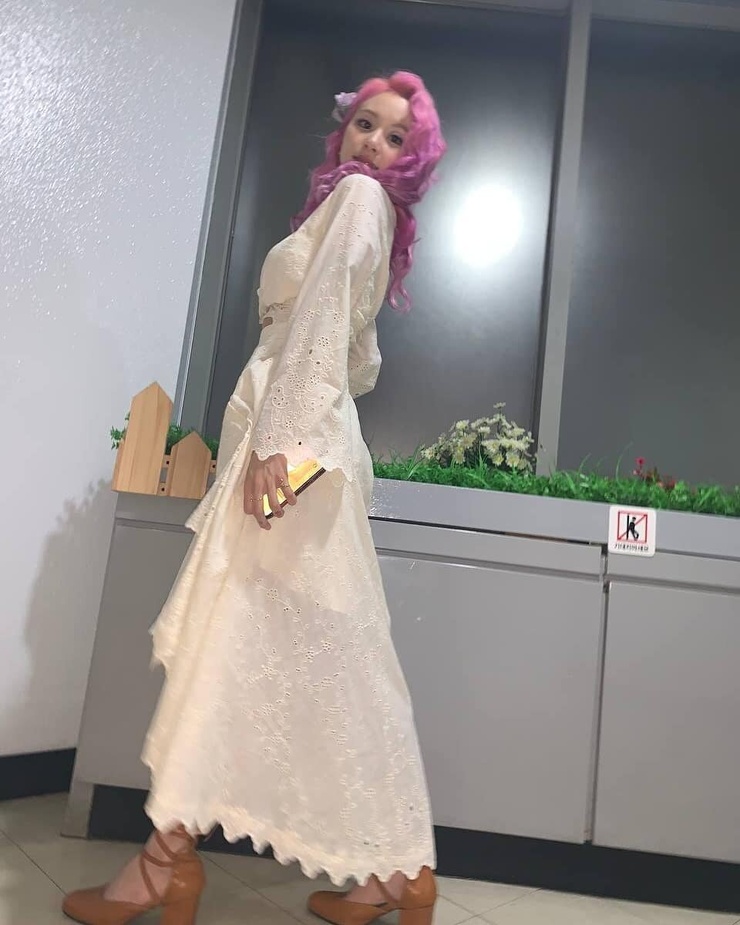 Son Chae Young
