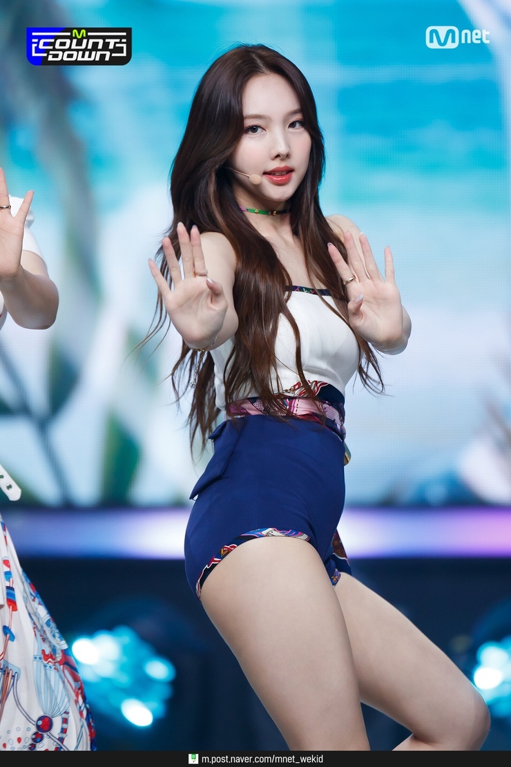 Im Nayeon