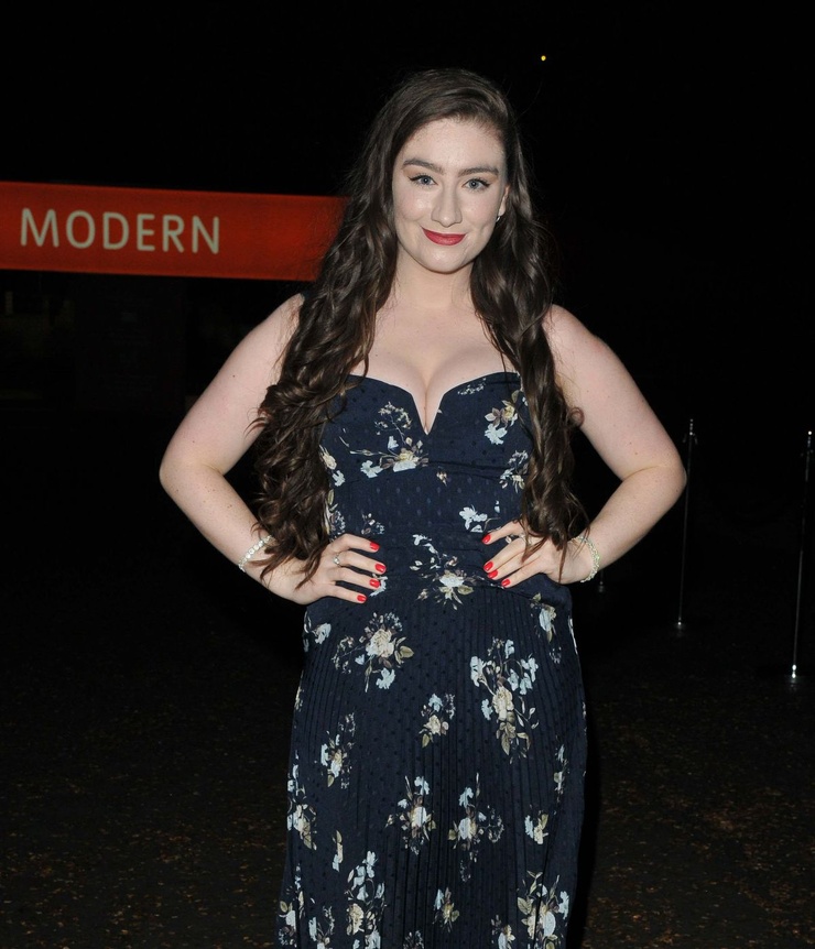 Amber Doig-Thorne Amber Doig-Thorne
