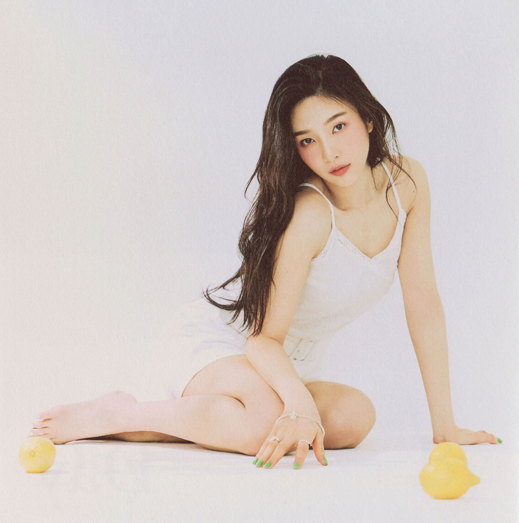 Joy (Park Soo Young)