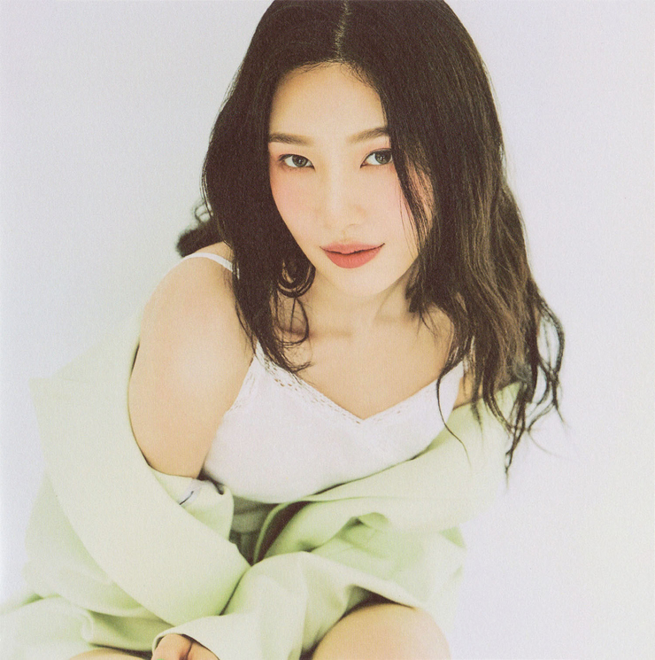 Joy (Park Soo Young)
