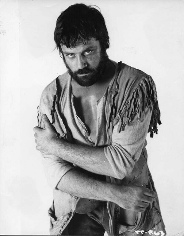 Oliver Reed