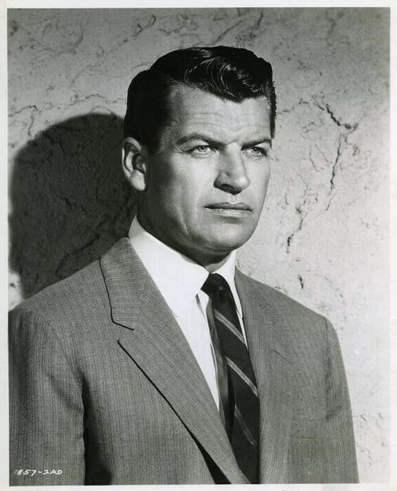 Richard Egan