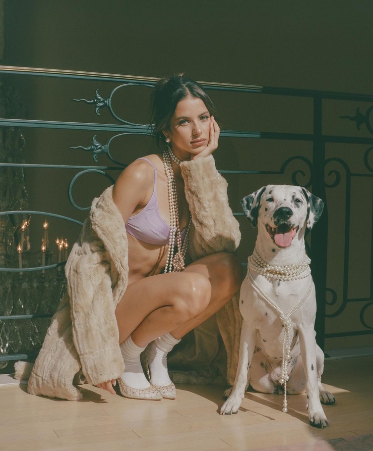 Bruna Lirio Bruna Lirio
