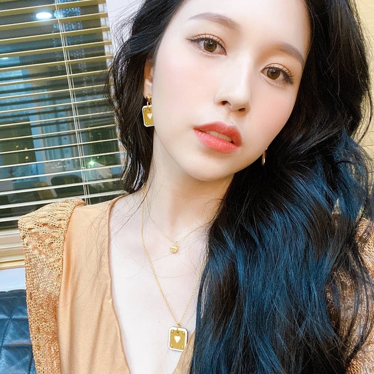 Myoui Mina Myoui Mina