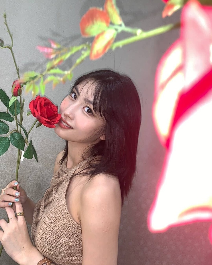 Hirai Momo