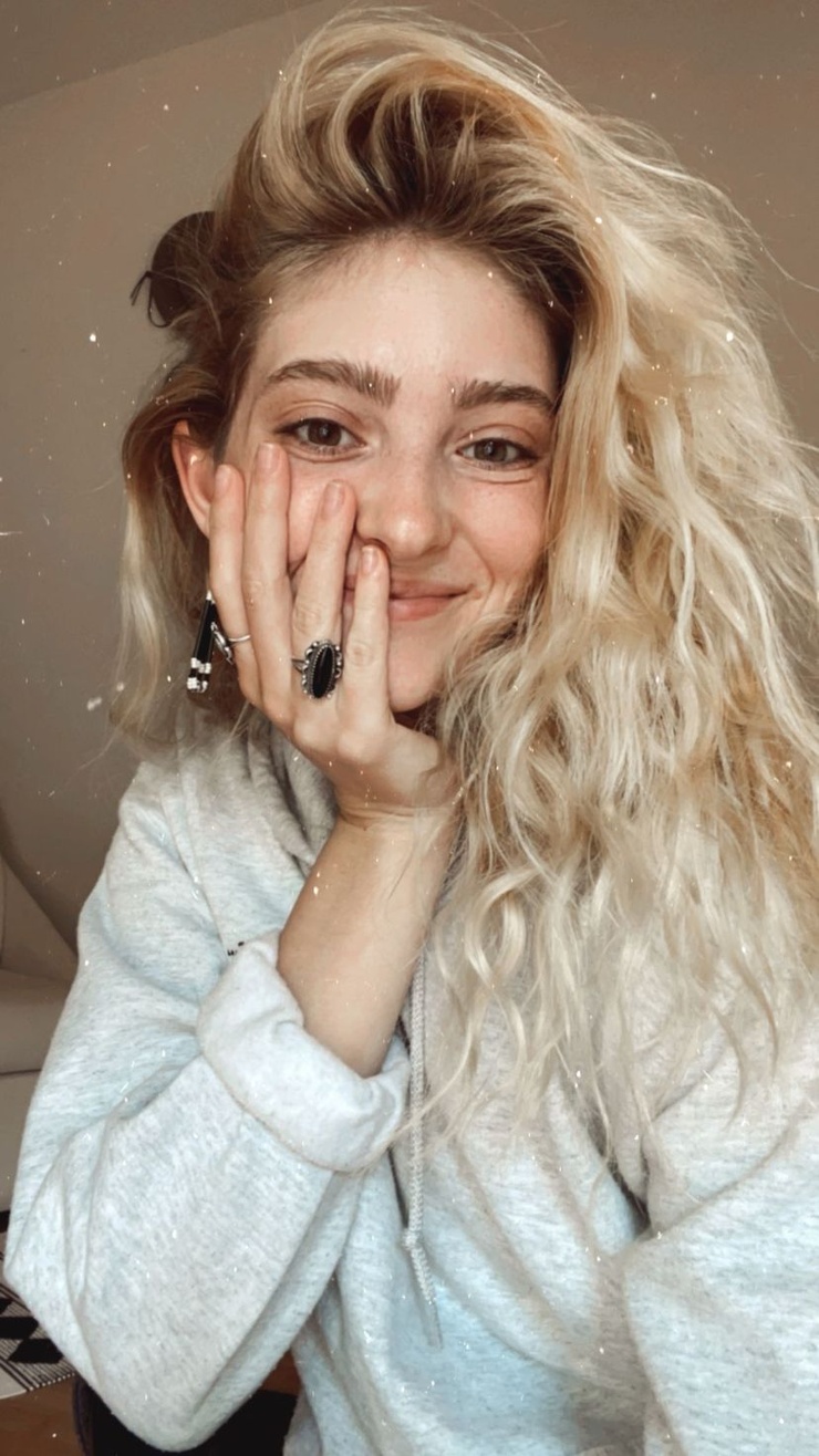 Willow Shields Willow Shields