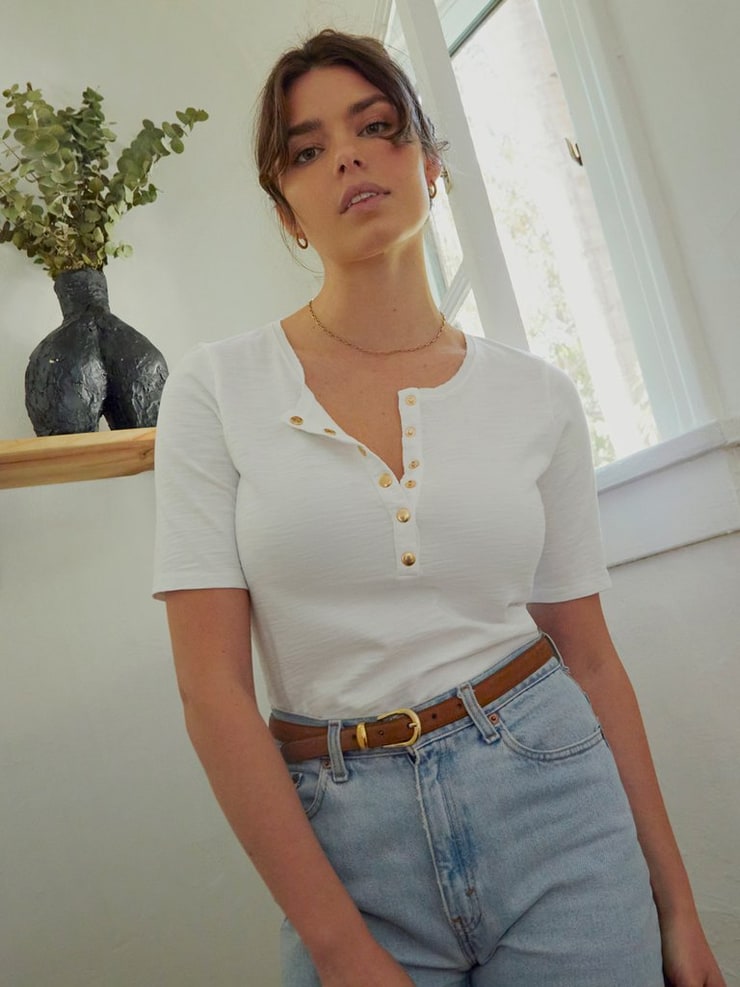 Lauren Searle Lauren Searle