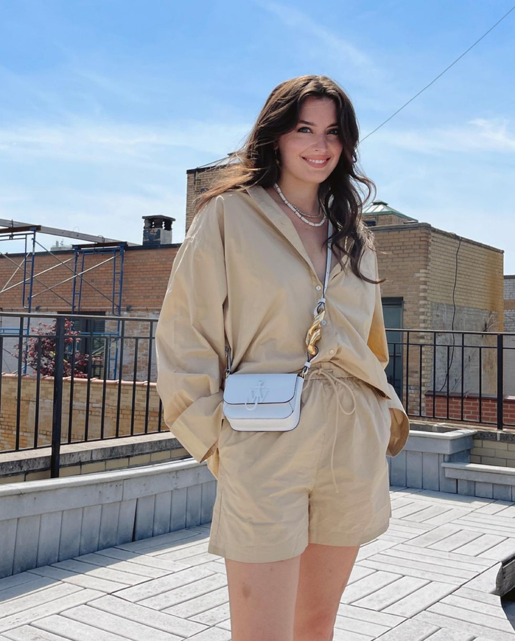 Jessica Clements