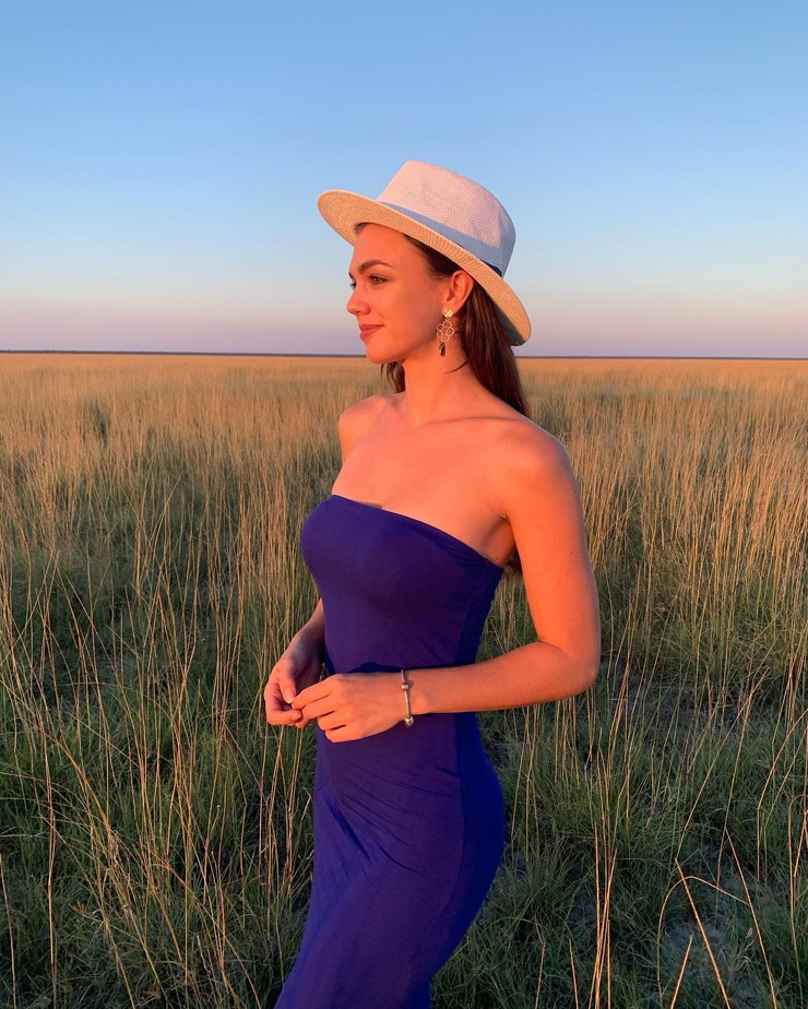 Yana Haenisch Yana Haenisch