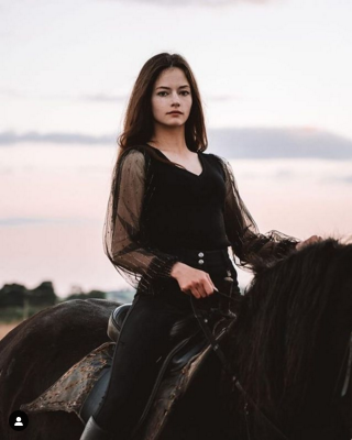 Mackenzie Foy