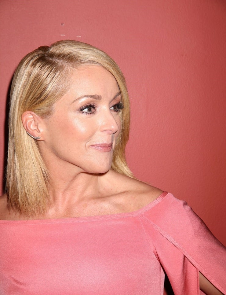 Jane Krakowski