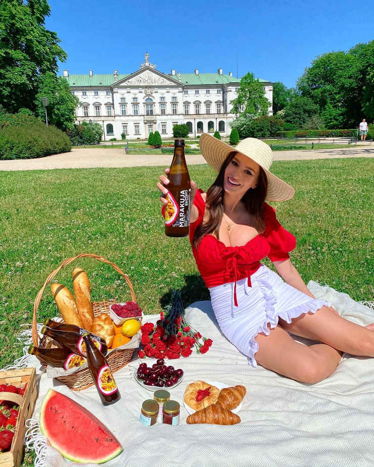 Magdalena Perlinska Magdalena Perlinska