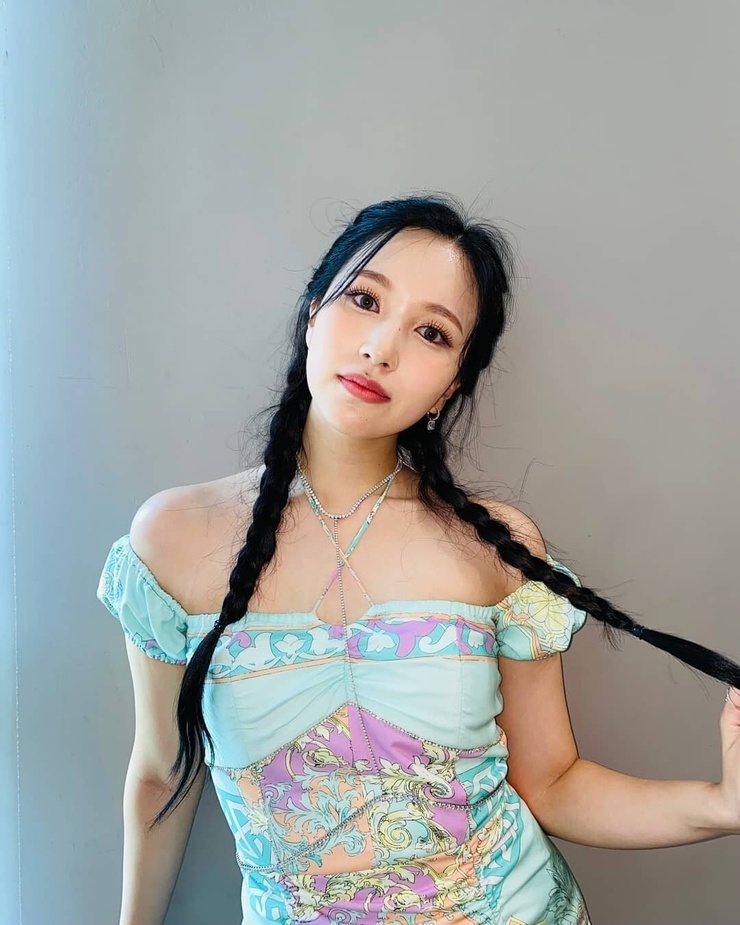 Myoui Mina