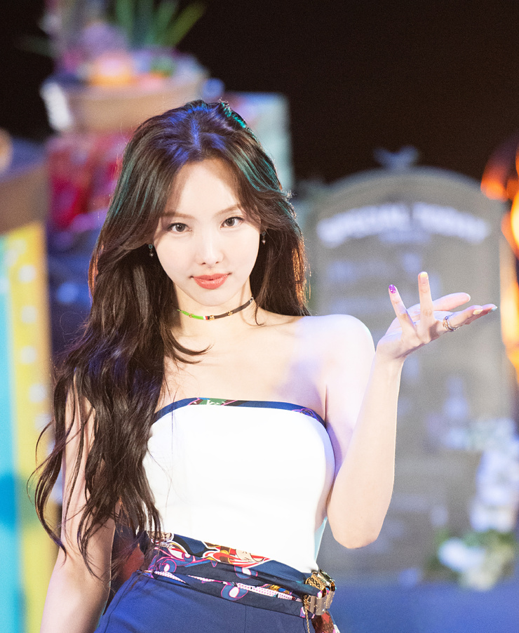 Im Nayeon