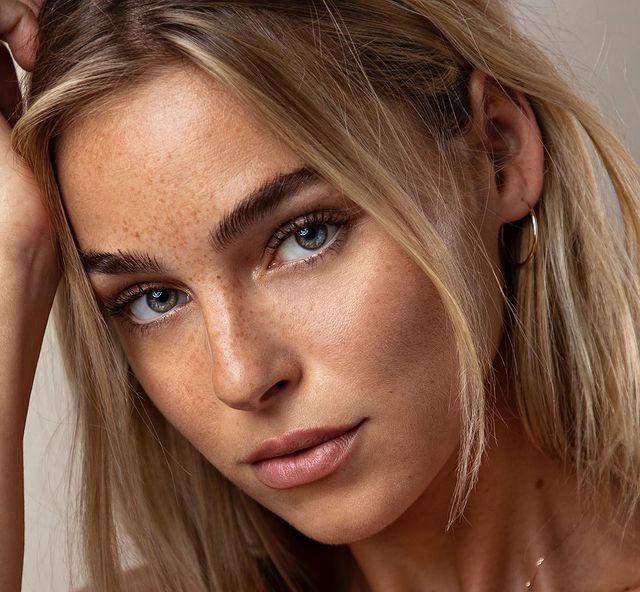 Elizabeth Turner.