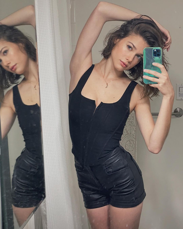 Michelle Ellyse Schlaman Michelle Ellyse Schlaman
