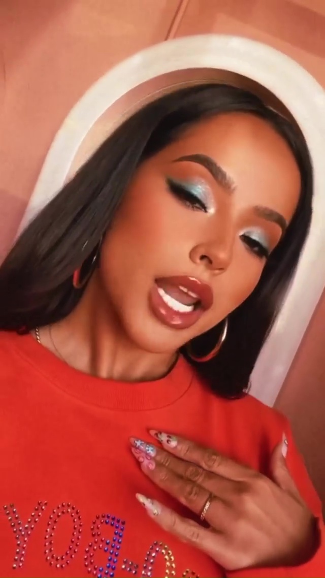 Becky G.