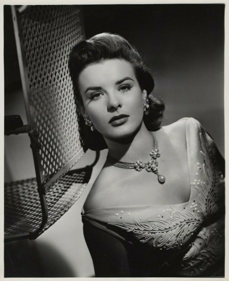 Jean Peters