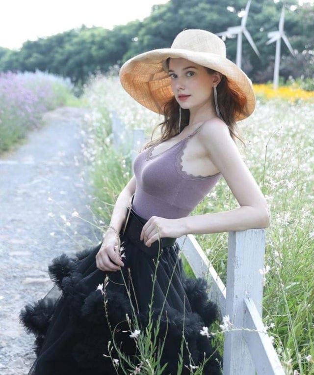 Anastasia Cebulska Anastasia Cebulska