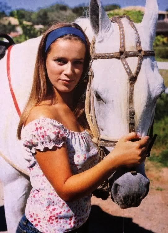 Margarida Vila-Nova Margarida Vila-Nova