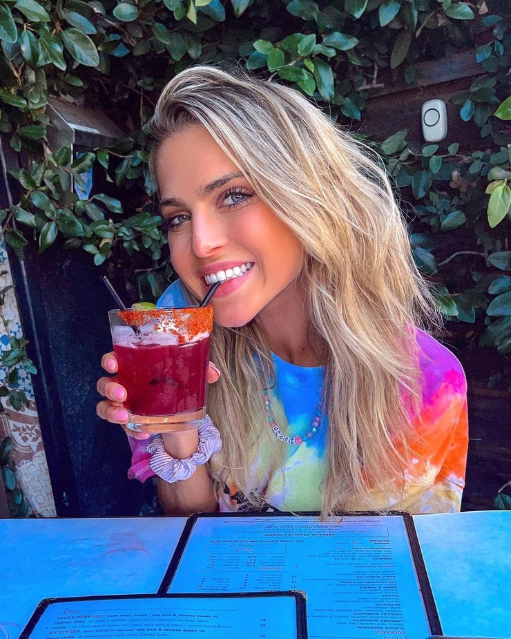 Anne Winters