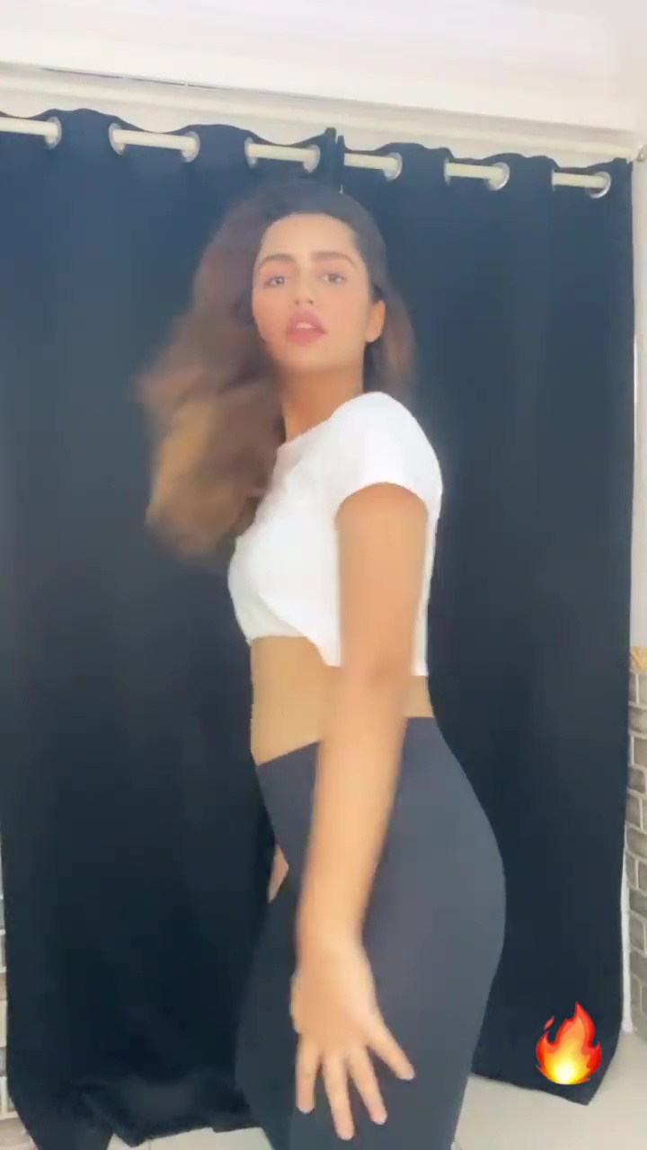 Anushka Luhar