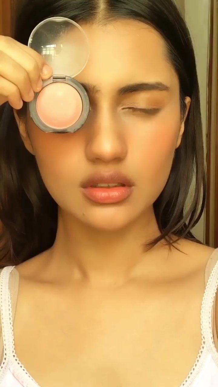 Anushka Luhar