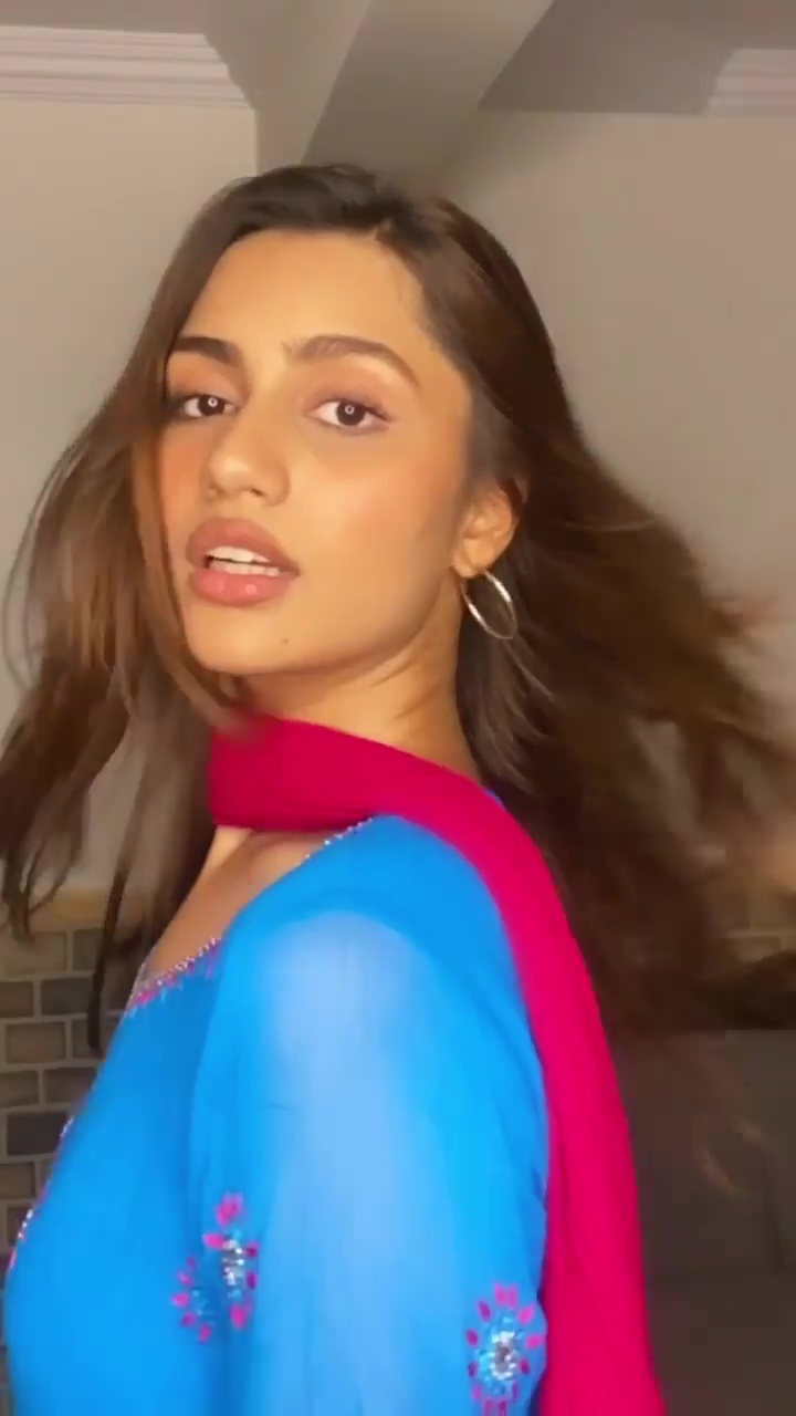 Anushka Luhar
