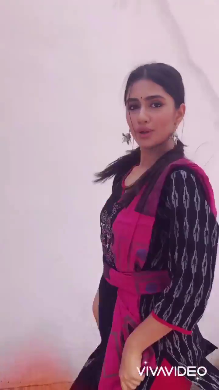 Anushka Luhar