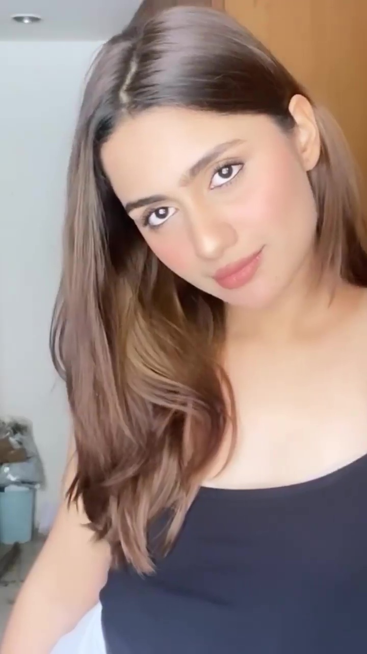 Anushka Luhar