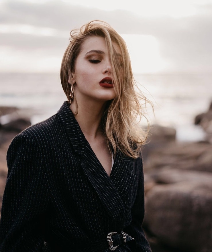 Ella Eve Boath