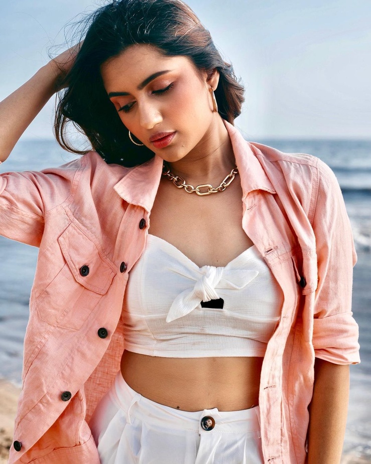 Anushka Luhar