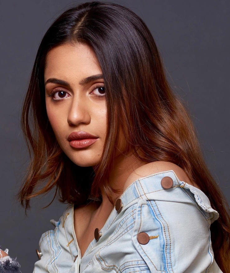 Anushka Luhar
