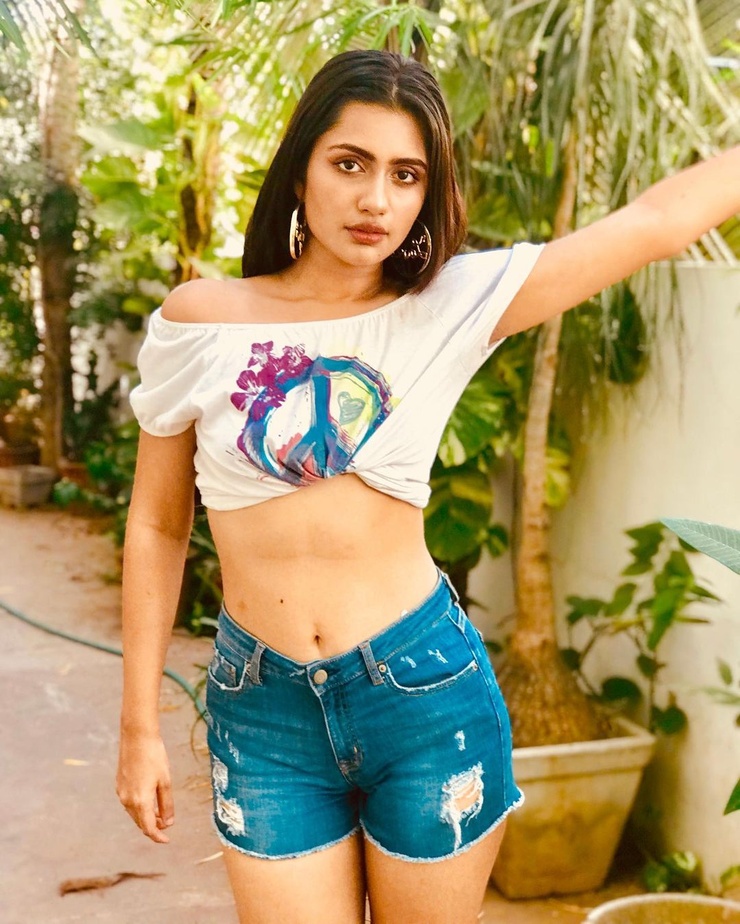 Anushka Luhar